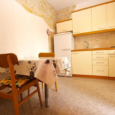 Fuer 2 Personen Ca 25 Qm In Medulin, Istrien Suedkueste Von Istrien Apartment *
